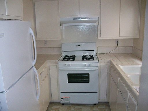 5th image of 4015 Haines St APT 7
