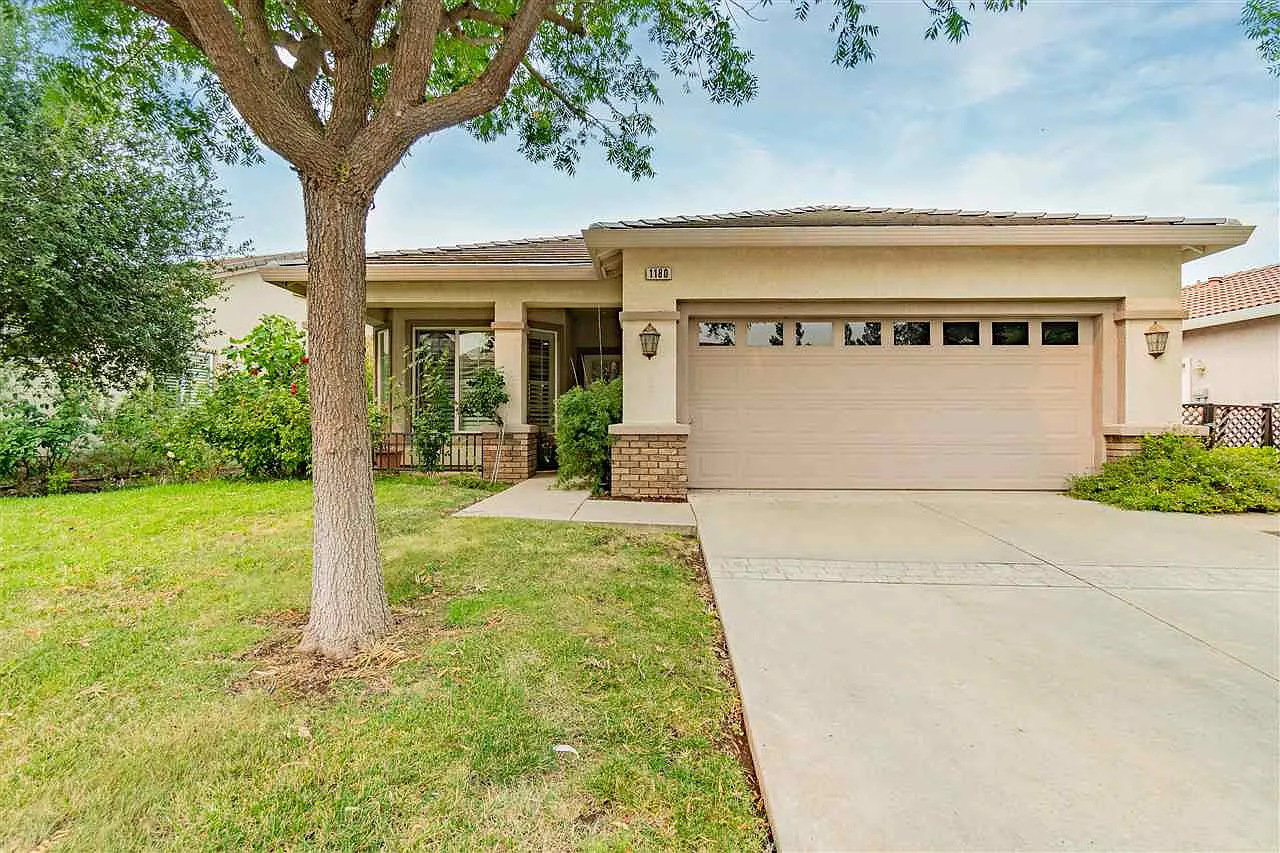 1180 Bacchini Ln photo 1