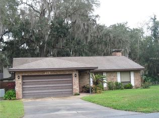 276 Vincent Dr, Mount Dora, FL 32757