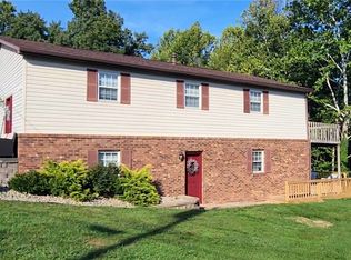 186 Cofer St, Washington, WV 26181
