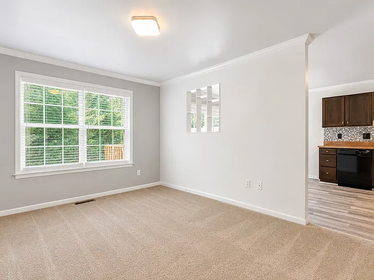 101 Wheatstone Ln — Photo 5