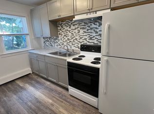 292 Locust St #B, Dover, NH 03820