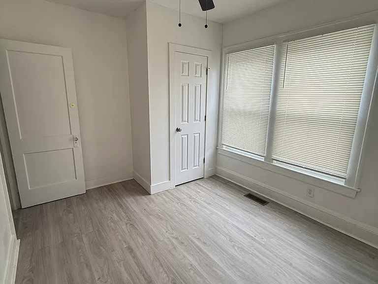15203 Kinsman Rd #2 — Photo 7