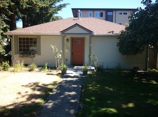 7902 37th Ave SW, Seattle, WA 98126