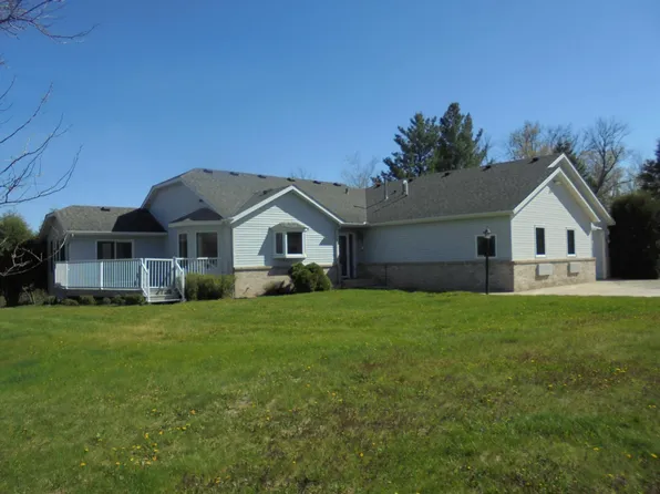101 Northridge Dr, Kenyon, MN 55946
