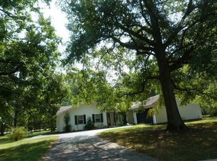 206 Macs Ln, Tullahoma, TN 37388