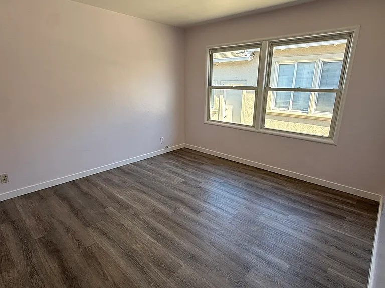 3812 King Ln #3814 — Photo 12