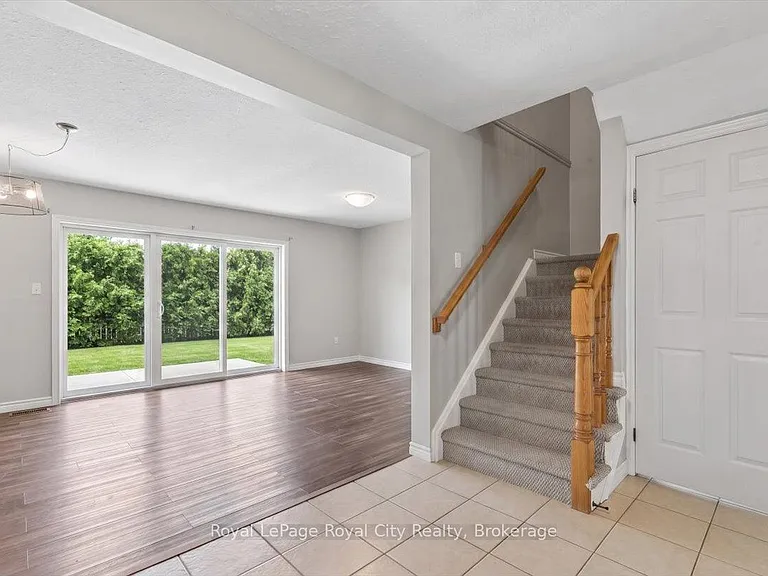 1498 Gordon St #25 — Photo 13