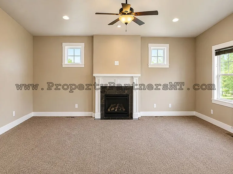 3157 Spring Ridge Dr — Photo 1