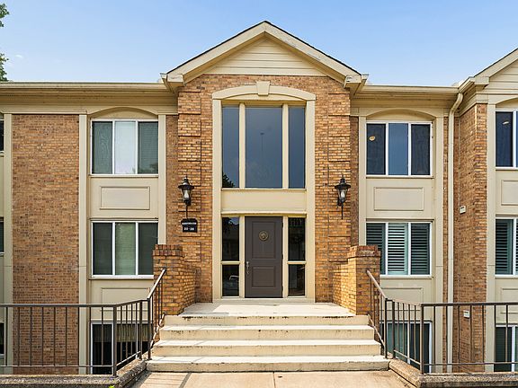 2nd image of 4487 Post Pl APT 28