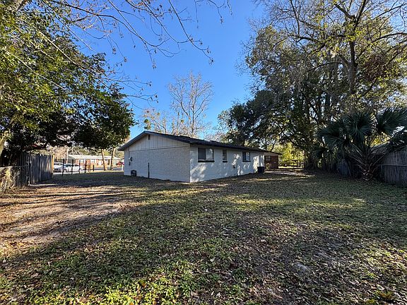 3rd image of 5118 Saginaw Ave