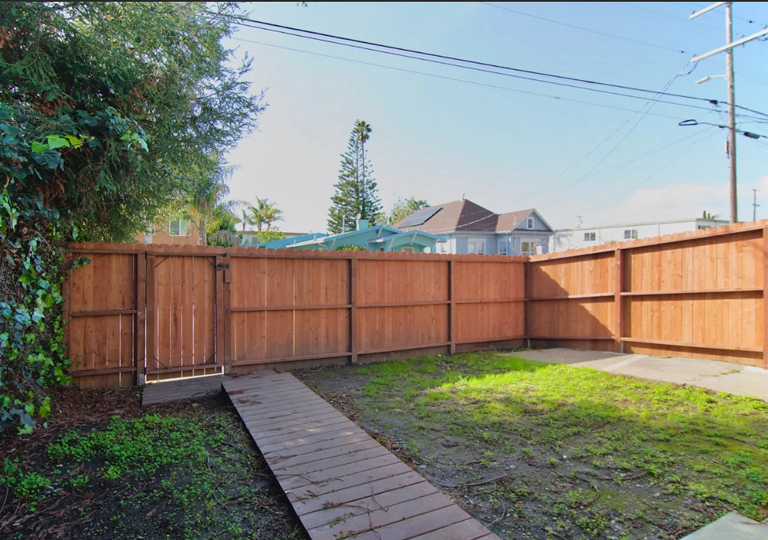 2875 California Street — Photo 4