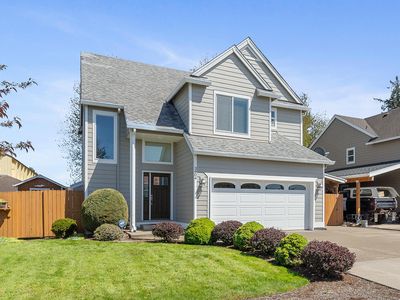 3804 12th St, Tillamook, OR, 97141