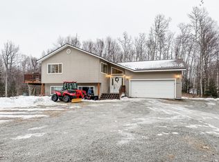 8011 N Highlander Loop, Palmer, AK 99645
