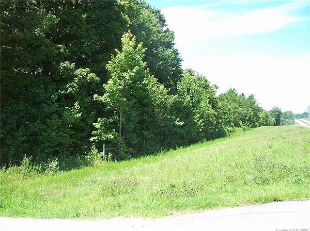 2nd image of 170 Stoney Knob Ln