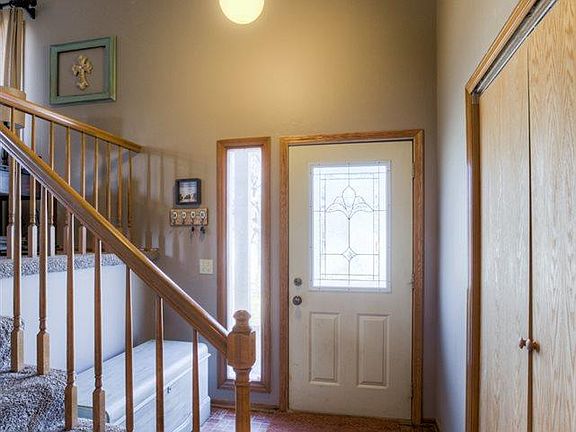 2nd image of 2213 Scarborough Dr