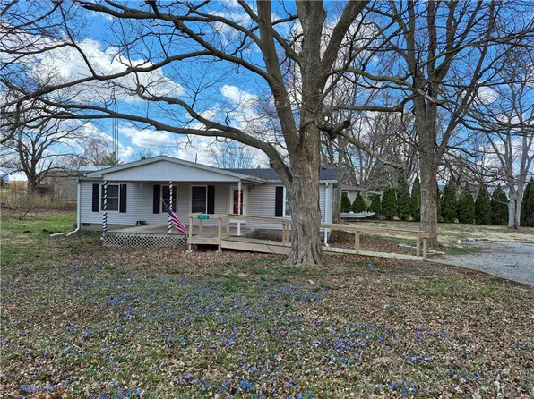 212 N Range St, Newtown, IN 47969