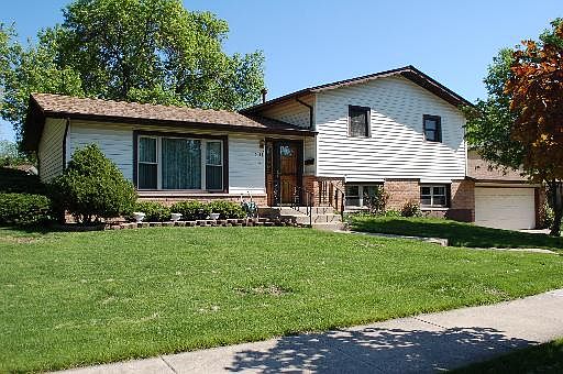 1st image of 6112 Victoria Dr