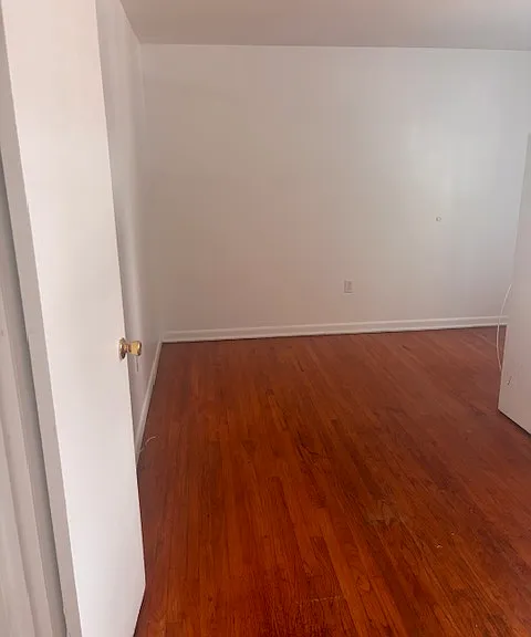 160 Spring St — Photo 6