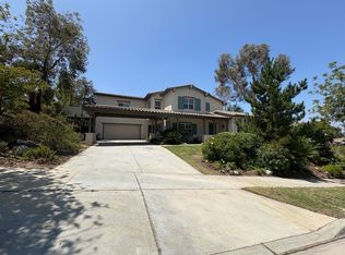 524 Golden West Dr, Redlands, CA 92373
