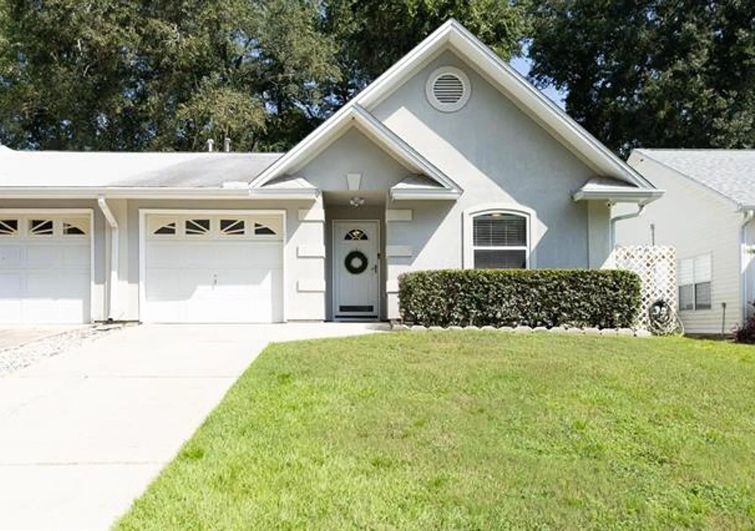 NE Tallahassee Townhome with Community Pool — Photo 1
