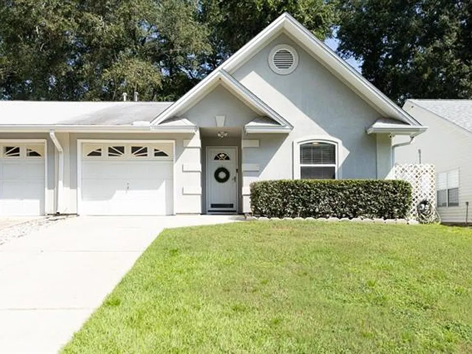 2951 Royal Palm Way