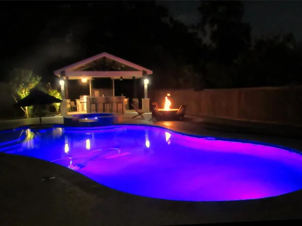 10402 Lake Palmetto Dr, Conroe, TX 77385