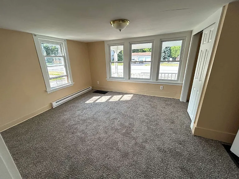 2992 Main St #1 — Photo 5