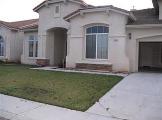10022 Cameron Pines Way, Sacramento, CA