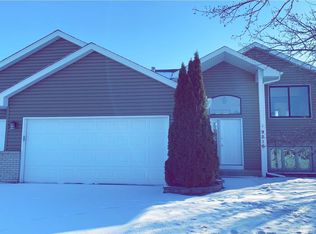 9216 Trinity Gdns, Minneapolis, MN 55443