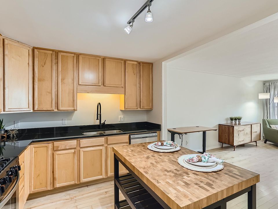 1st image of 3215 Pillsbury Ave S #110
