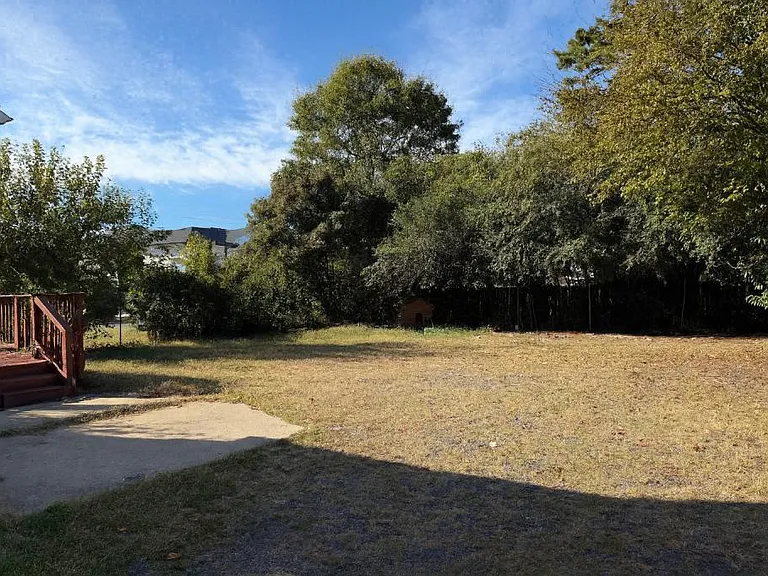 2026 Ashley Rd — Photo 9