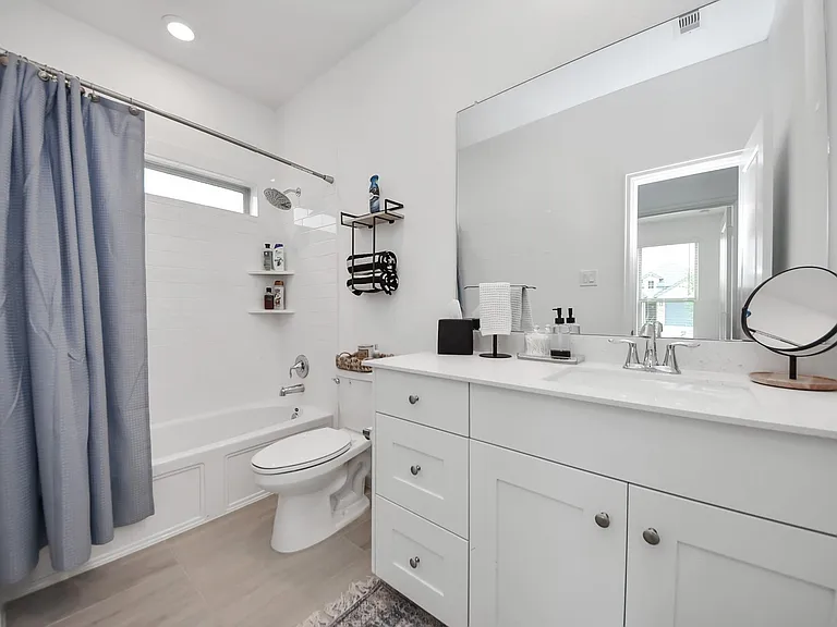 4946 Sky Bluff Dr — Photo 6