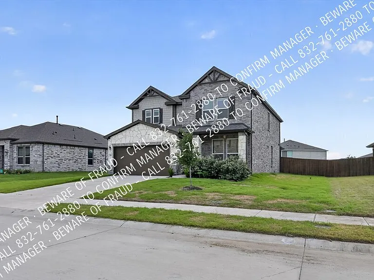 395 Boroughbridge Dr — Photo 4