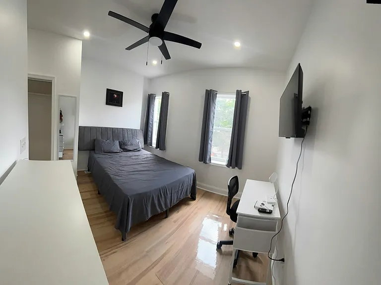 727 N Collington Ave — Photo 10