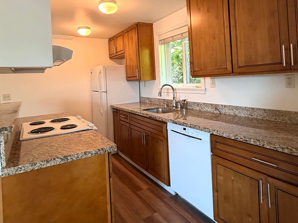 1st image of 1410 W Raye St APT 302