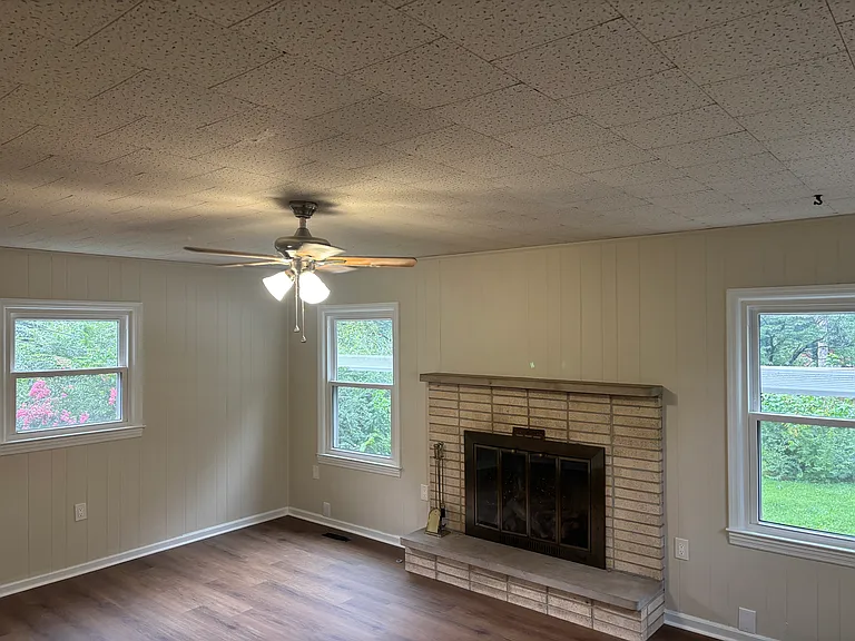 212 Zandale Dr — Photo 13