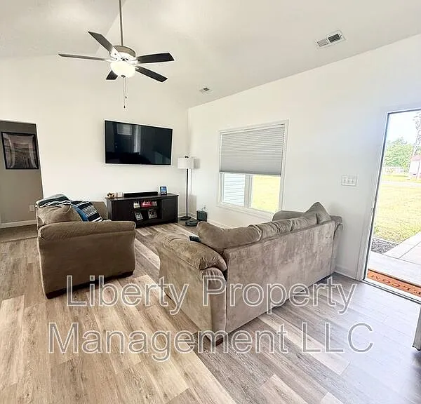 378 Sandy Grove Rd — Photo 5