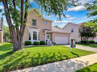 875 Chelsea Ct, Aurora, IL 60504