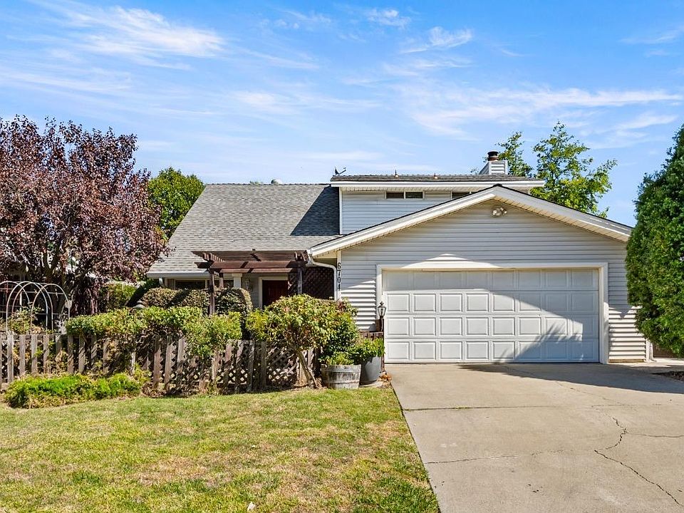 1st image of 6704 Waxwing Way