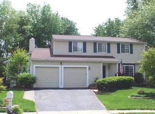 12901 Fraternal Ct, Herndon, VA 20171