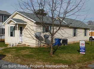 17 Virginia Ave, Boyce, VA 22611