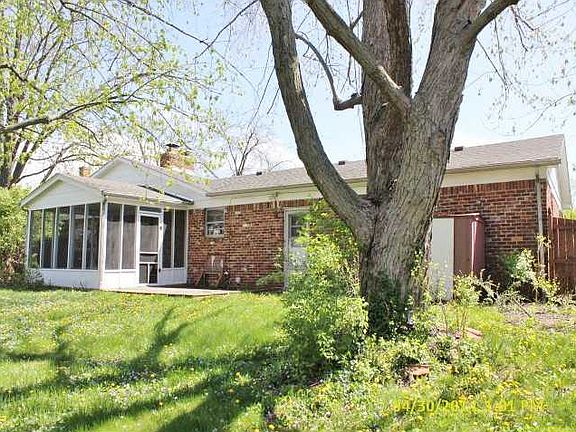 2nd image of 5354 N Kenyon Dr