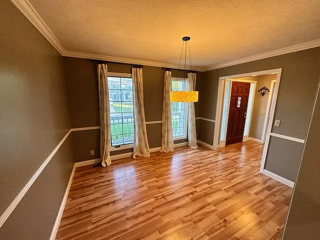 17007 Karen St — Photo 10
