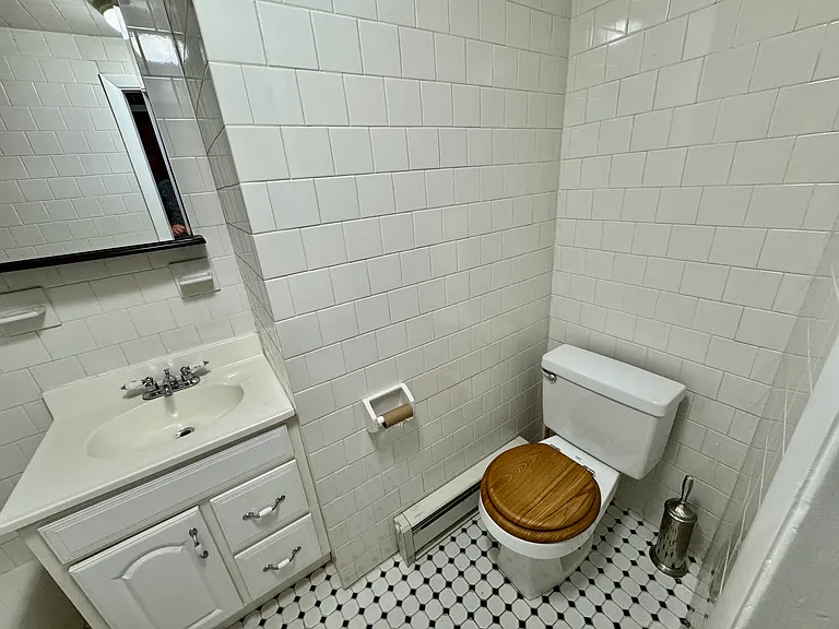 32 Fleet St #6 — Photo 21