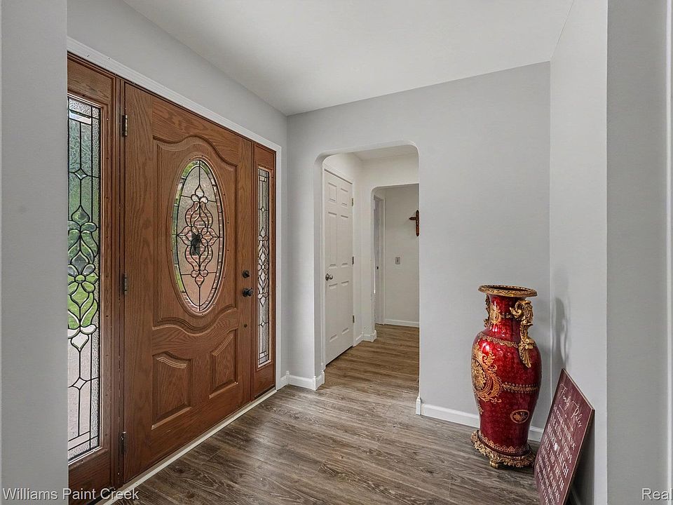 71320 Dequindre Rd, photo 20