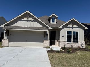 1225 Sabine River Ln, Springtown, TX 76082