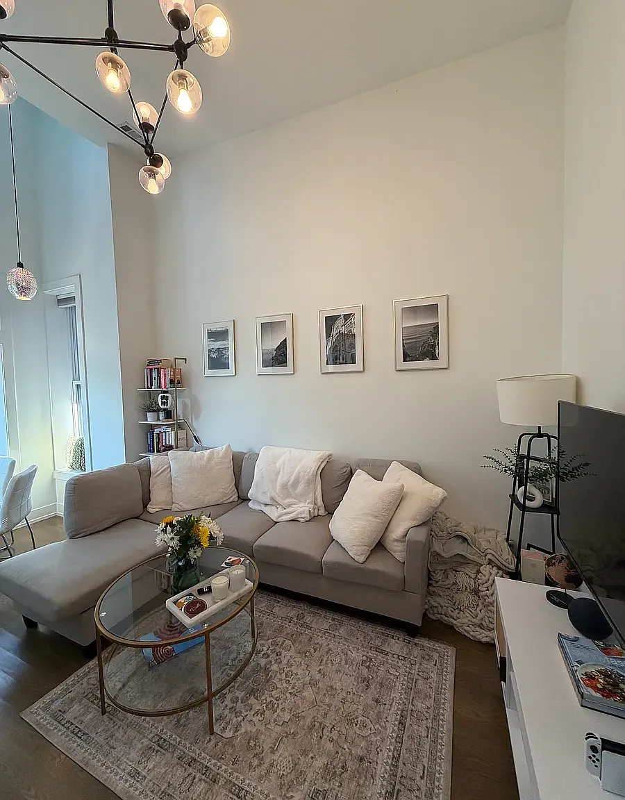 2 bed, 740 sqft, $3,400 — Photo 3