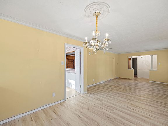 4th image of 6925 Galemeadow Cir