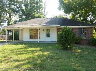 5726 Winterwood Dr, Horn Lake, MS 38637